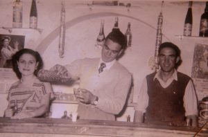 B_oficios_En el bar