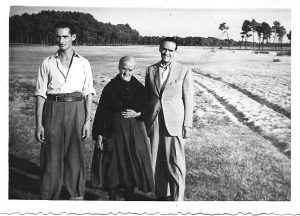 B_retratos_1958-agosto-pinar-navalmanzano-juana-y-justo-martinez