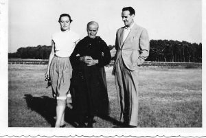 B_retratos_1958-agosto-pinar-navalmanzano-marina-elias-juana-y-justo-martinez