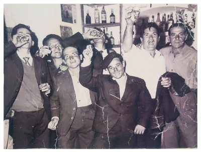 B_fiestas_cuadrilla de juerga en los años 50